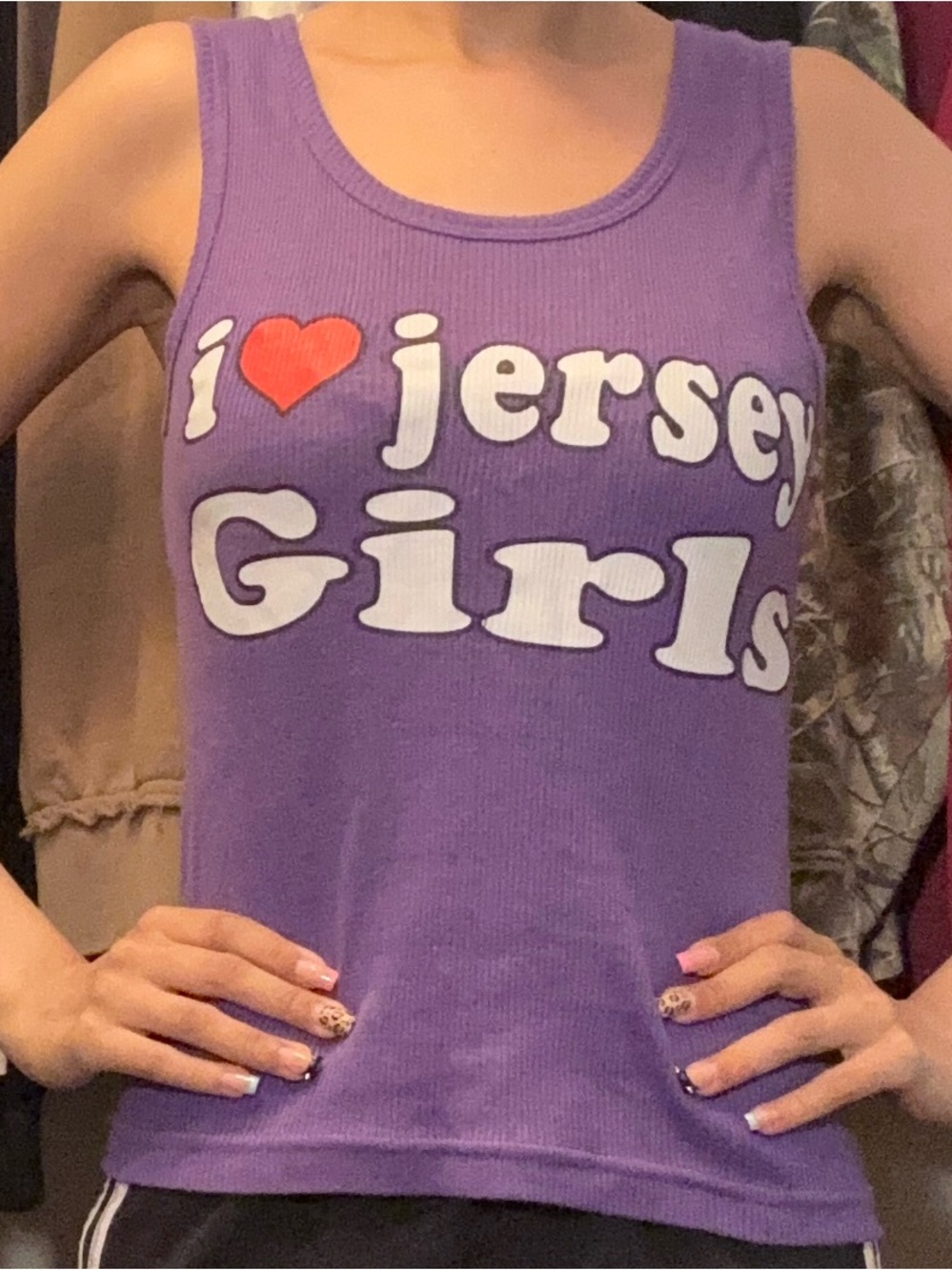 size xs women’s purple graphic wife beater tank top